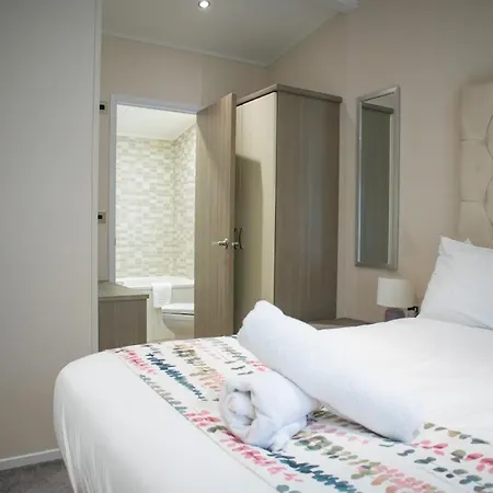Lodge Penny Lodge The Stunning New Luxury Lodge With Hot Tub Situated In Idyllic Surroundings Amotherby