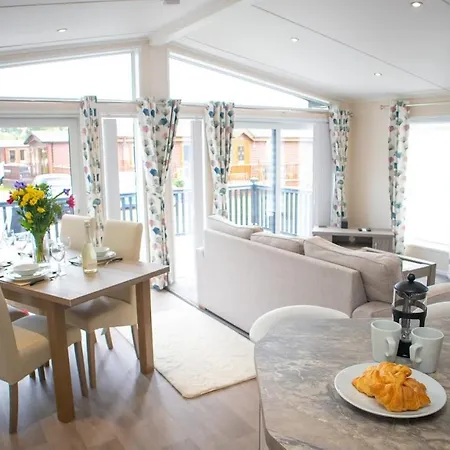 Lodge Penny Lodge The Stunning New Luxury Lodge With Hot Tub Situated In Idyllic Surroundings Amotherby