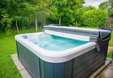 Penny Lodge The Stunning New Luxury Lodge With Hot Tub Situated In Idyllic Surroundings Amotherby